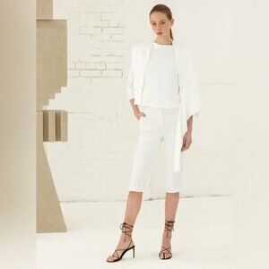 Aritzia 1-01 Babaton Madina Bermuda Short Capris BLACK